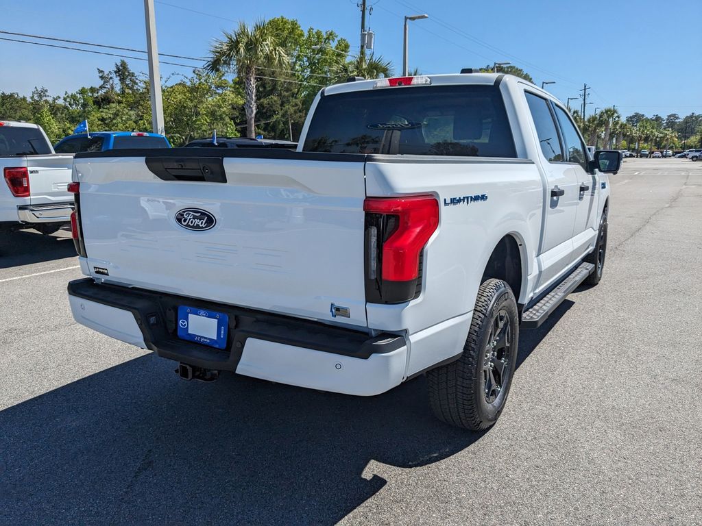 2025 Ford F-150 Lightning XLT