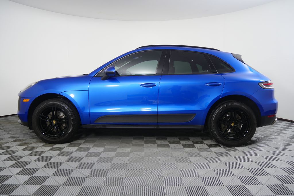 Thumbnail: 2020 Porsche Macan - 6