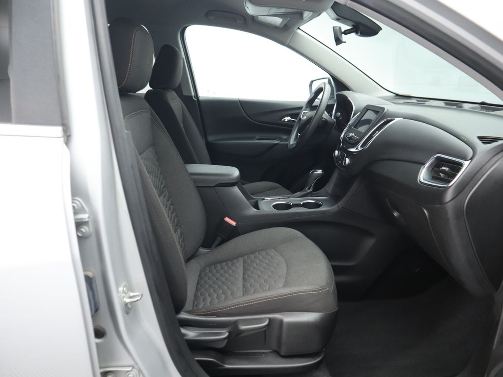 Thumbnail: 2021 Chevrolet Equinox - 20