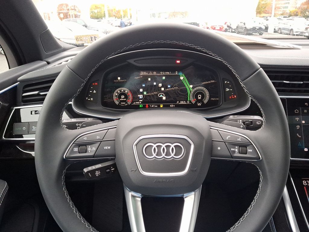 2025 Audi Q7  16