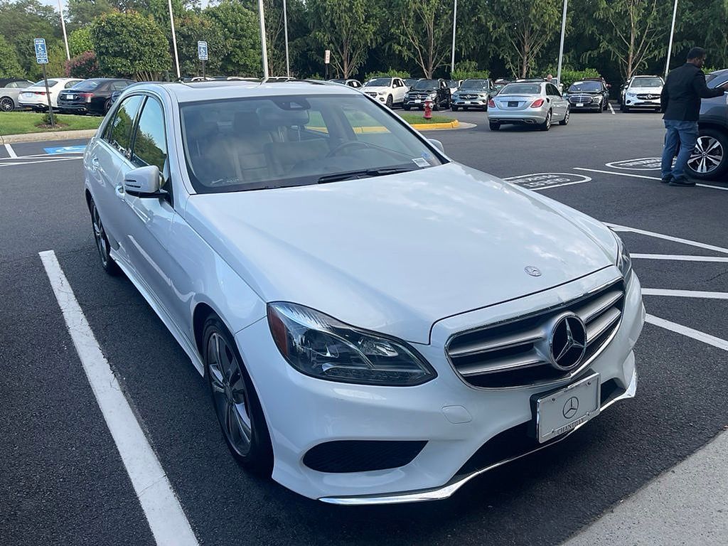 Thumbnail: 2016 Mercedes-Benz E-Class - 3