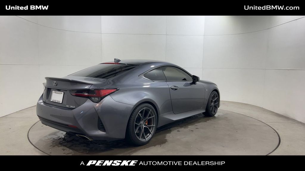 Thumbnail: 2019 Lexus RC - 8
