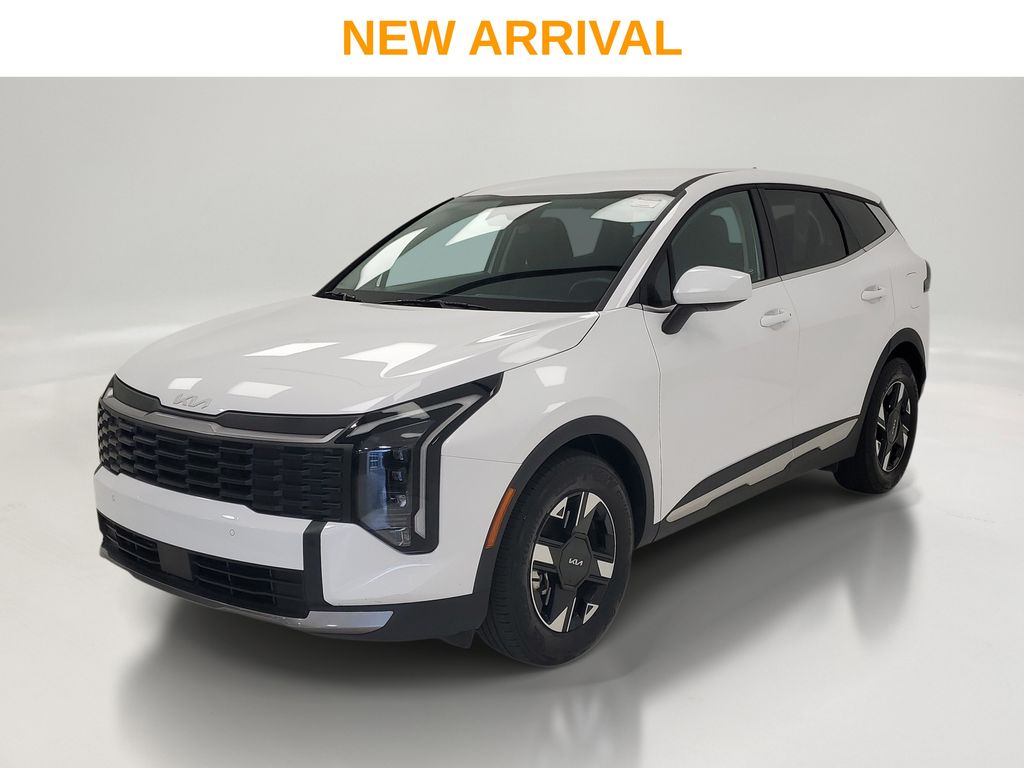 White Pearl 2026 Kia Sportage SUV / Crossover Front-Wheel Drive 8-Speed Automatic