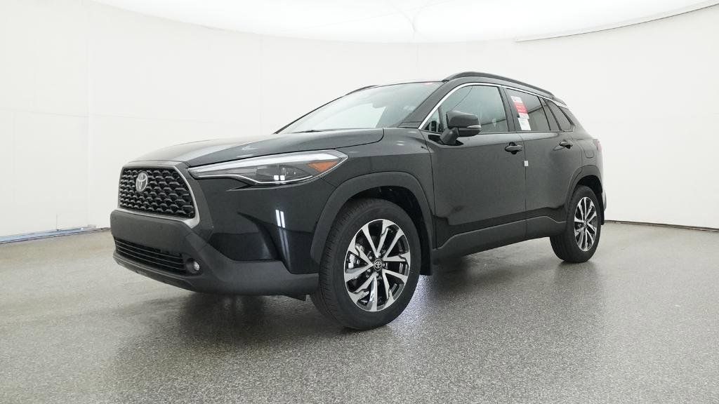 2025 Toyota Corolla Cross XLE 7
