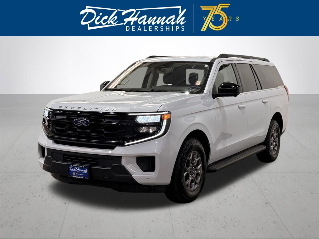 Silver Metallic 2025 Ford Expedition SUV / Crossover Four-Wheel Drive Automatic