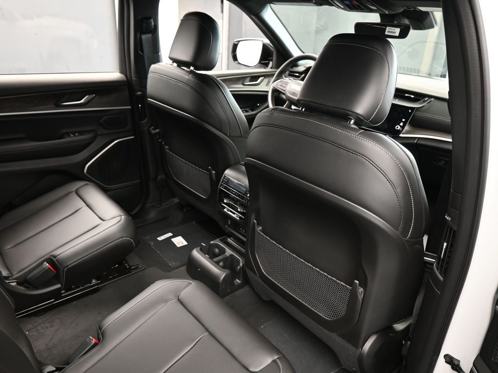 New 2026 Bright White Clearcoat Jeep Limited image 40