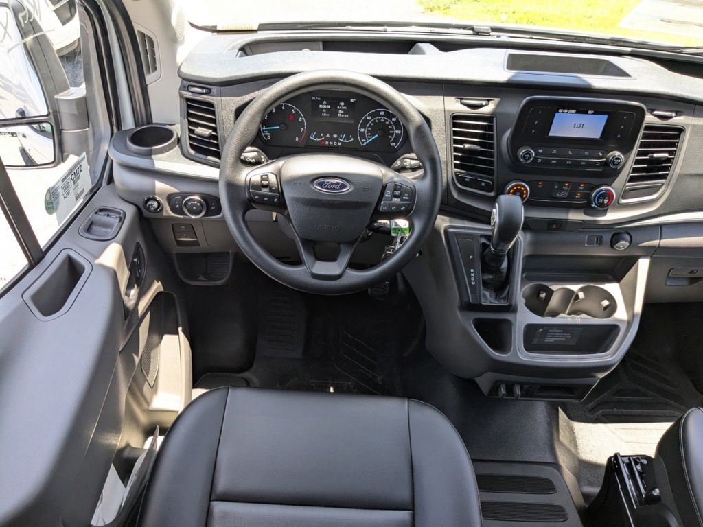 2025 Ford Transit 250