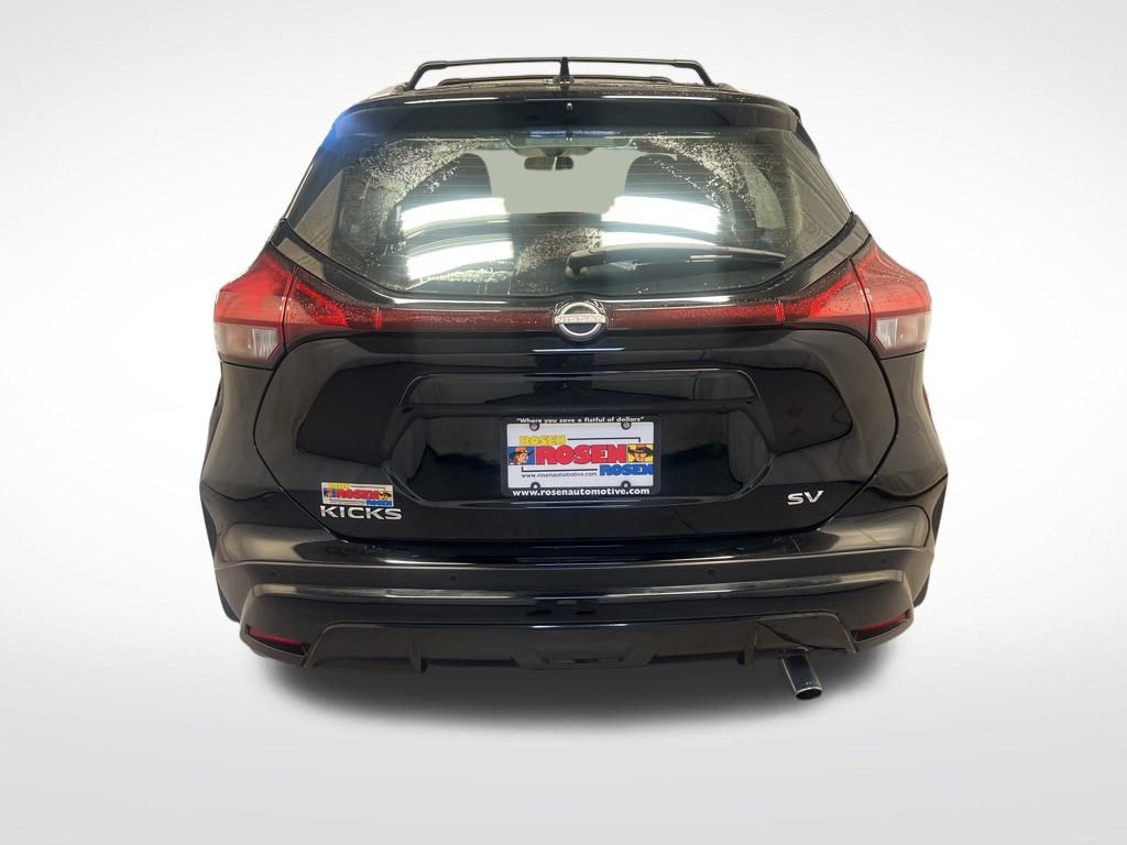 2023 Nissan Kicks SV photo