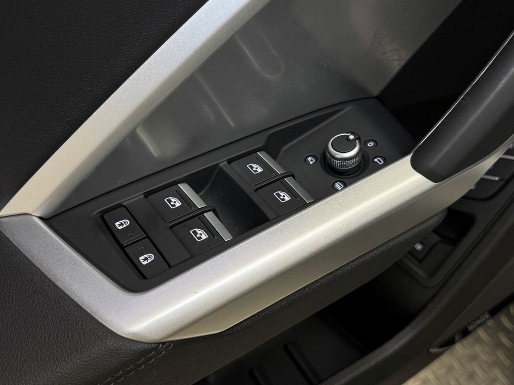 2024 Audi Q3 Premium Plus 32
