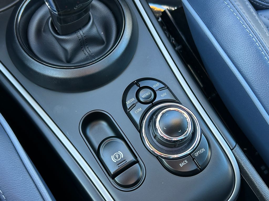 Thumbnail: 2023 MINI Cooper Countryman - 28