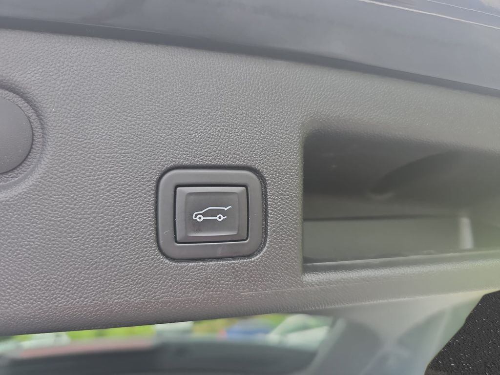 Used 2024 Chevrolet Equinox SUV