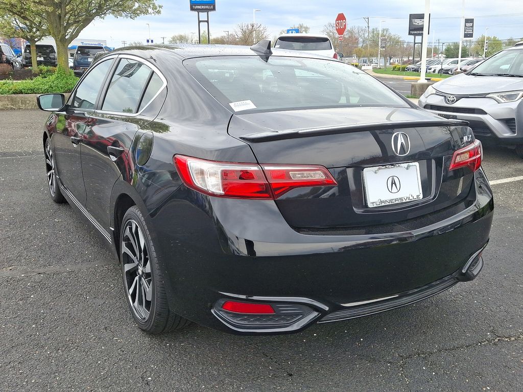 2016 Acura ILX Premium 4