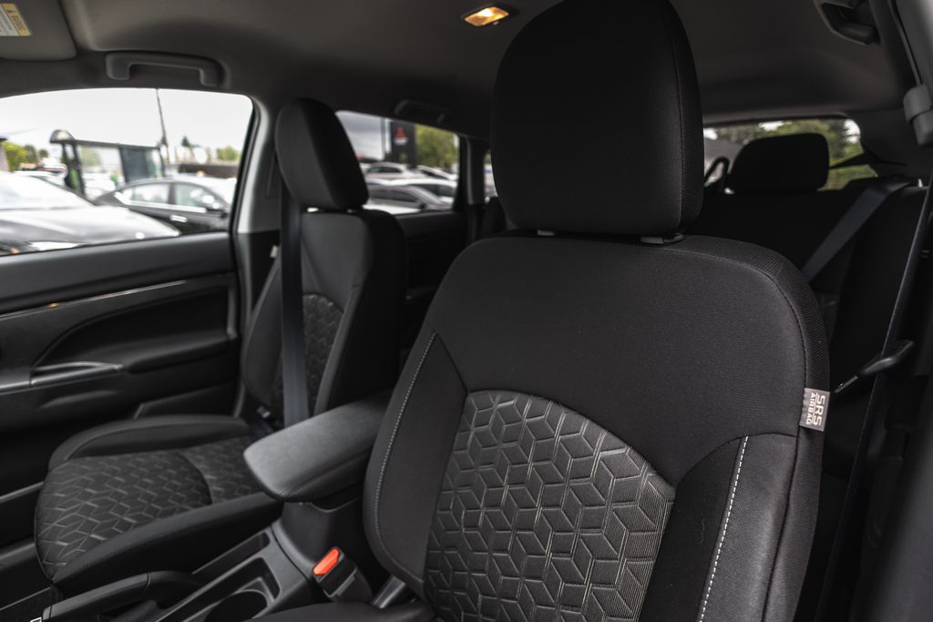 2026 Mitsubishi Outlander Sport 2.0 ES thumbnail 18