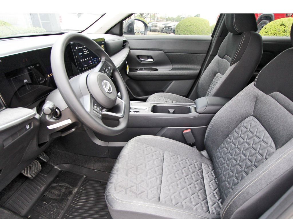 2026 Nissan Kicks SV - 4
