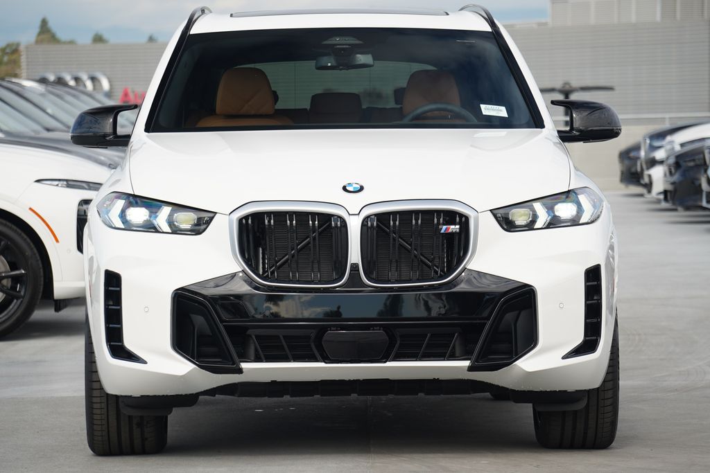 2025 BMW X5 M60i 2