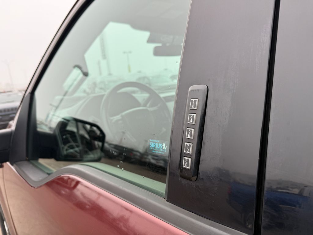 Used 2017 Brown Ford XLT image 37