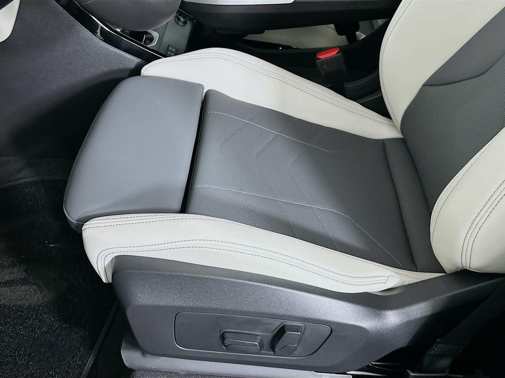 Thumbnail: 2026 BMW X1 - 21