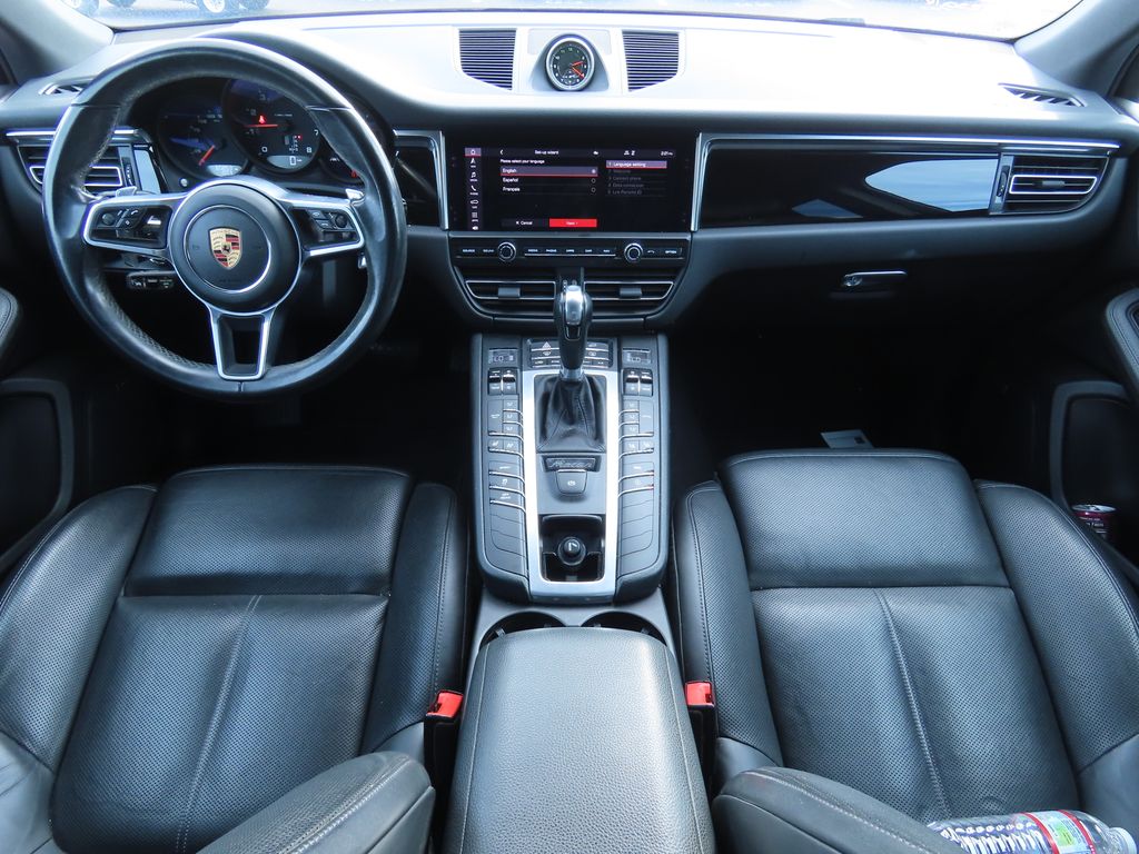 Thumbnail: 2020 Porsche Macan - 7