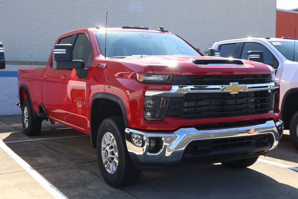 Thumbnail: 2026 Chevrolet Silverado 2500 - 8