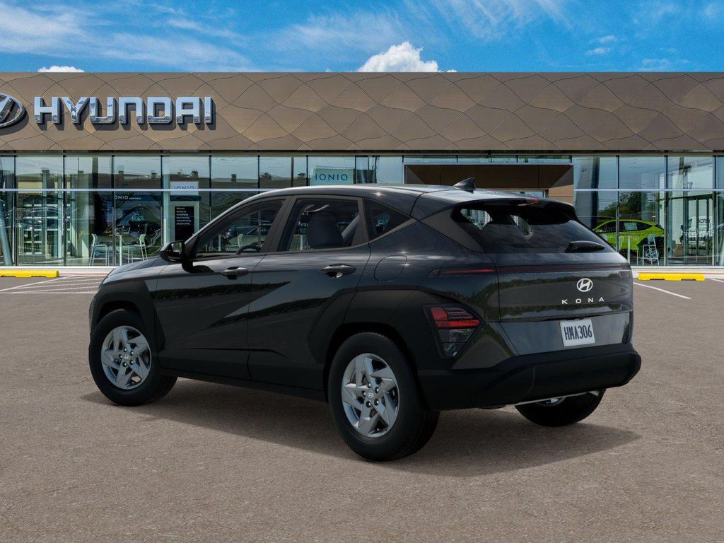 2025 Hyundai Kona SE 5