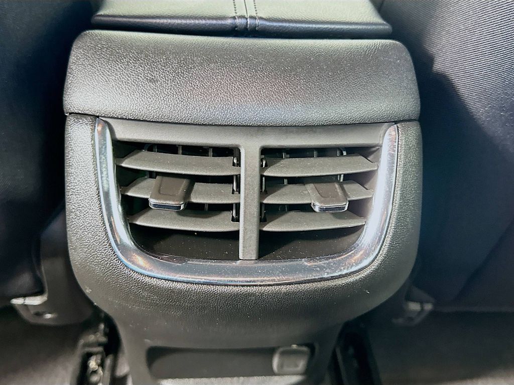 Thumbnail: 2024 Chevrolet Malibu - 24