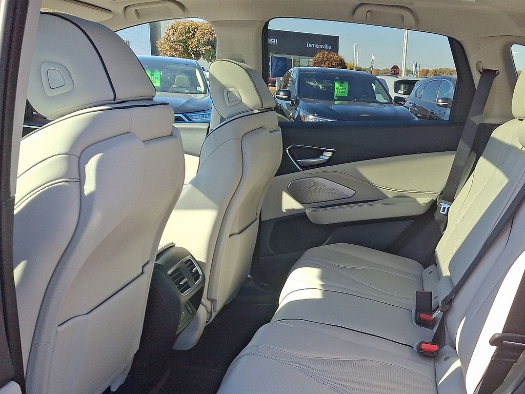 Thumbnail: 2026 Acura RDX - 6