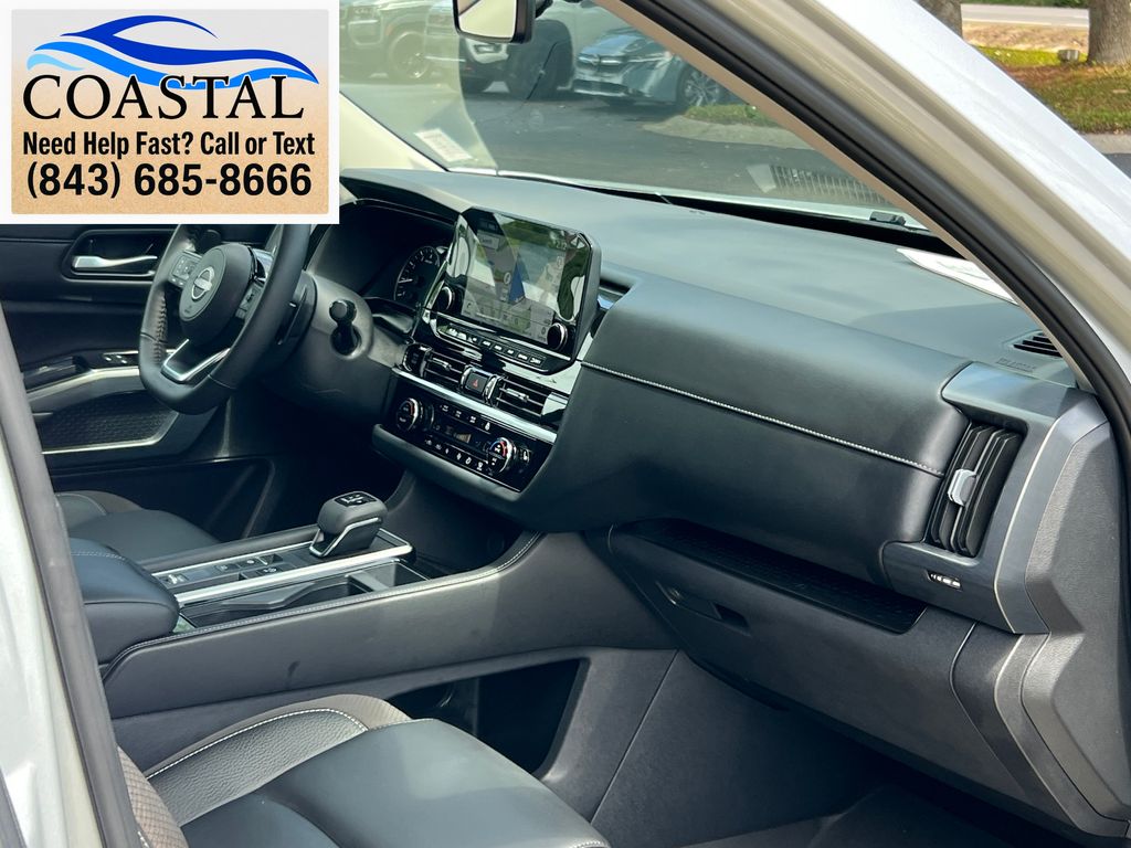 2025 Nissan Pathfinder SL Silver at Lugoff Nissan