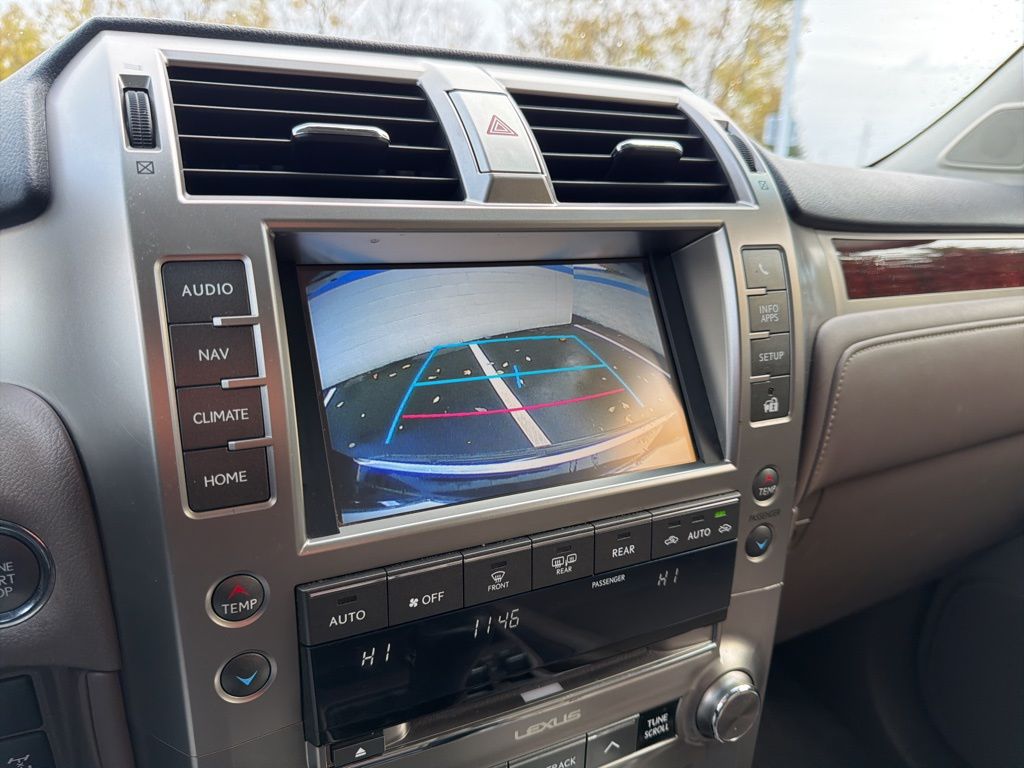 Thumbnail: 2016 Lexus GX - 30