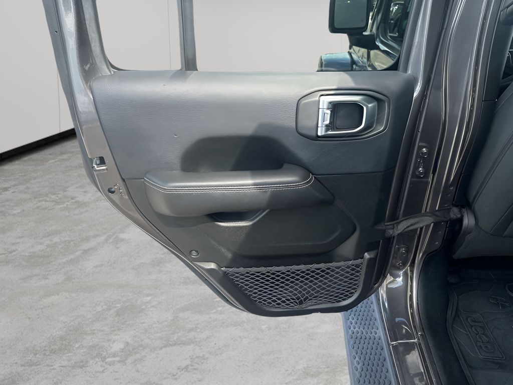 Used Car 2018 Jeep Wrangler  Unlimited Sahara For Sale In Austin, Texas
