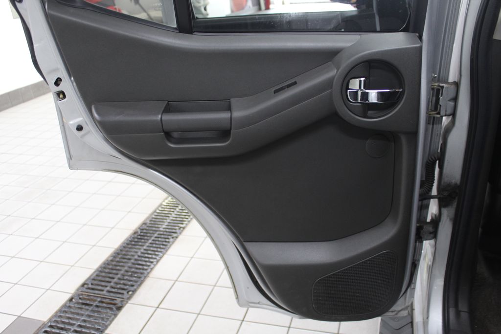 Thumbnail: 2015 Nissan Xterra - 21