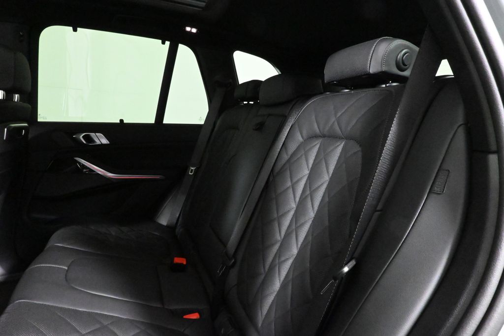 Thumbnail: 2026 BMW X5 - 4