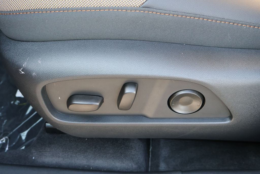 Thumbnail: 2027 Chevrolet Equinox - 16