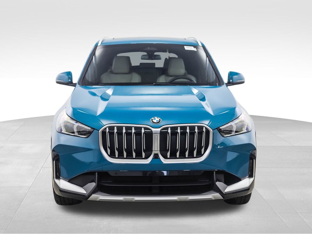 Thumbnail: 2025 BMW X1 - 8