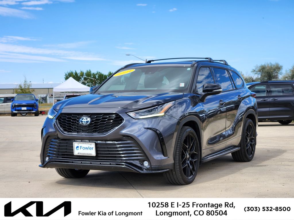 2024 Toyota Highlander Gris (Magnetic Gray Metallic) SUV/Crossover Tracción en las cuatro ruedas 8 velocidades Automática