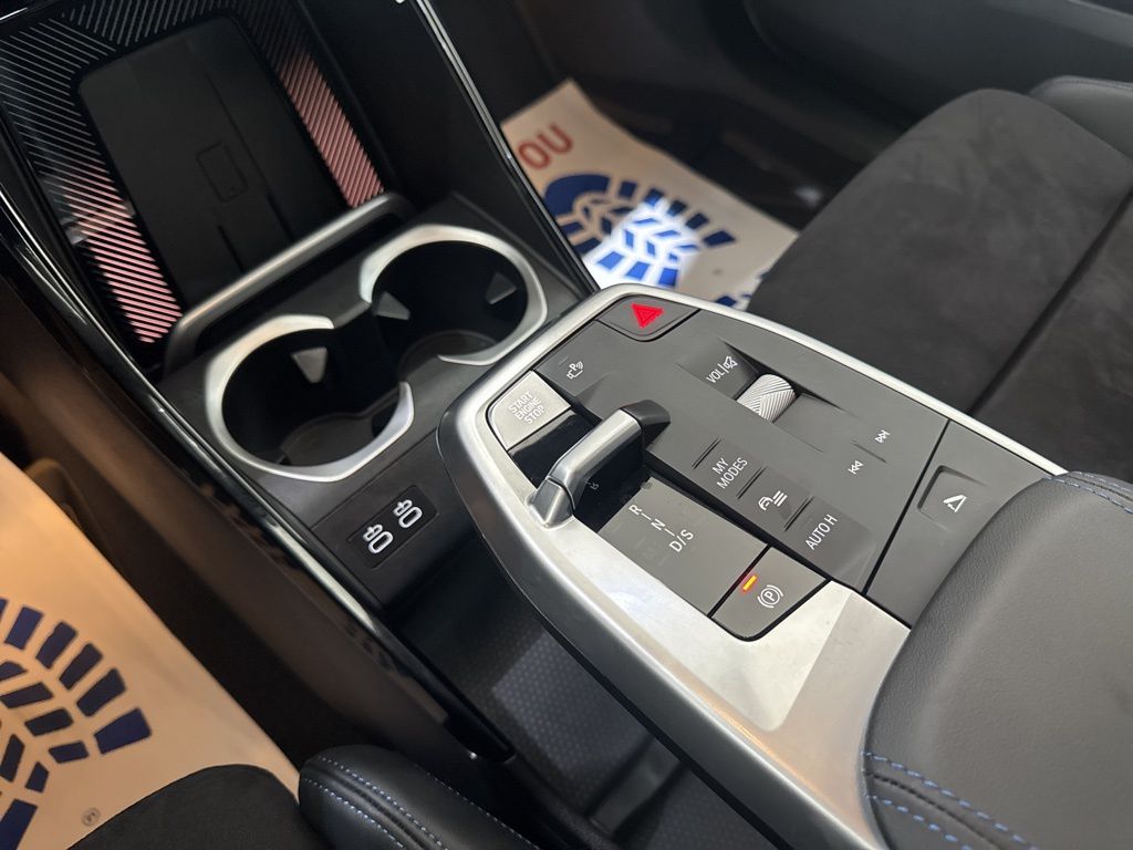 Thumbnail: 2025 BMW X2 - 18