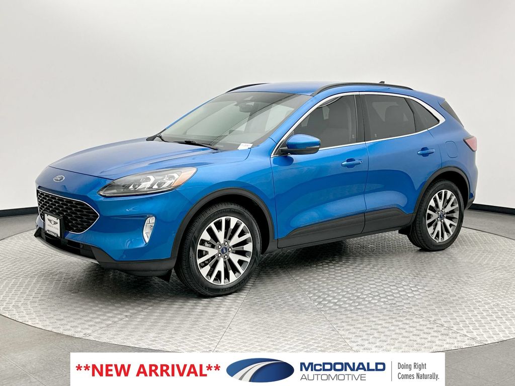 2020 Ford Escape Hybrid Titanium AWD
