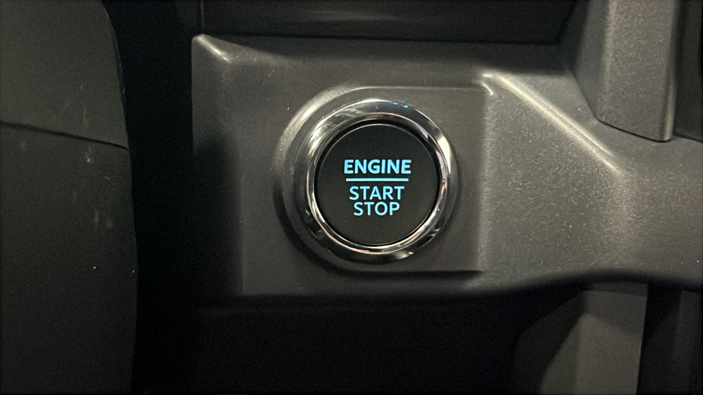 Used 2025 Carbonized Gray Metallic Ford XLT image 37
