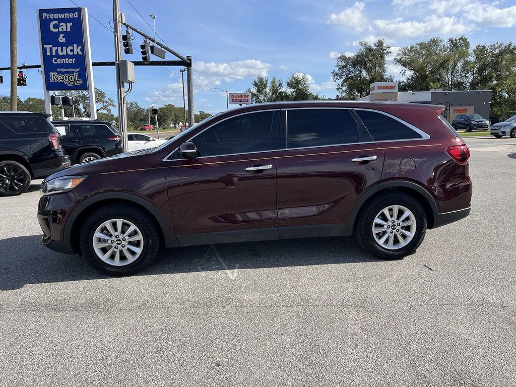 2020 Kia Sorento LX 8