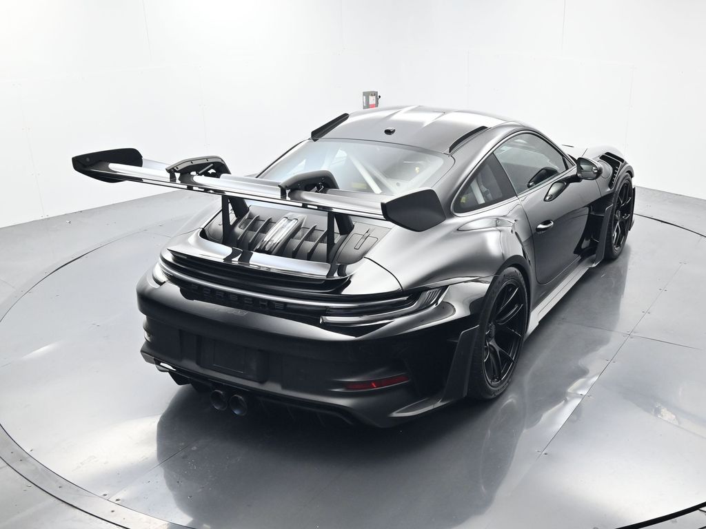 Used 2024  Porsche  image 43