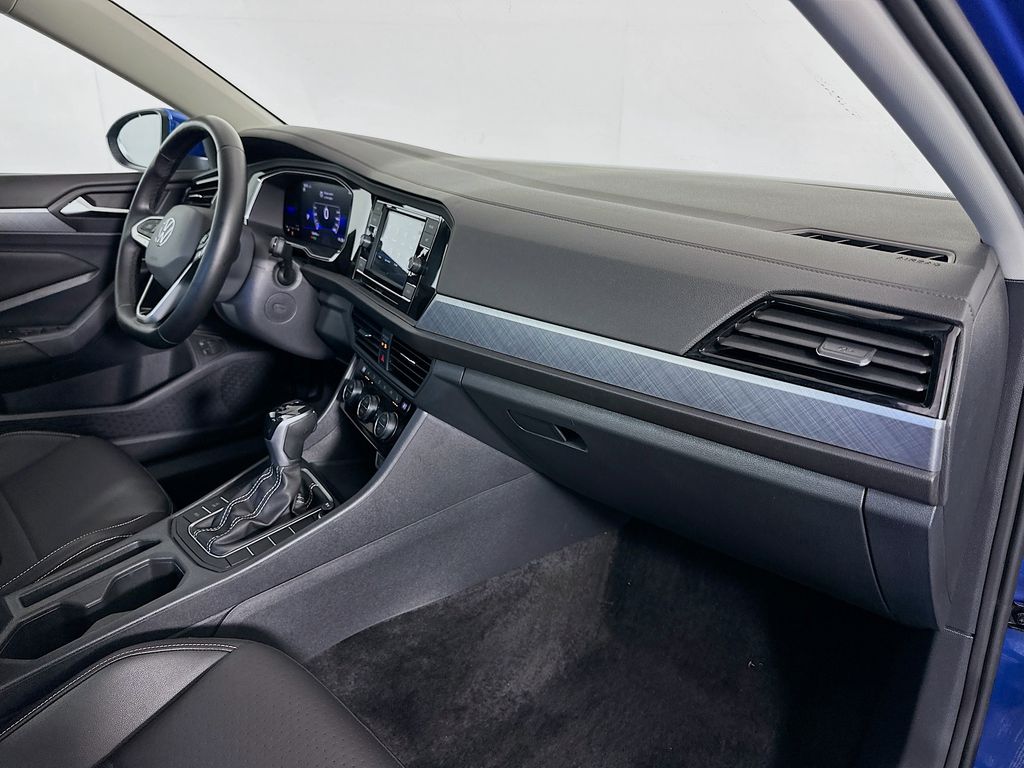 Thumbnail: 2023 Volkswagen Jetta - 27