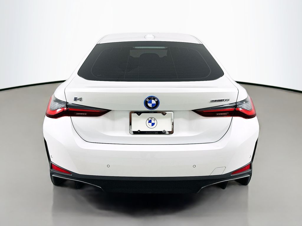 Thumbnail: 2023 BMW i4 - 6