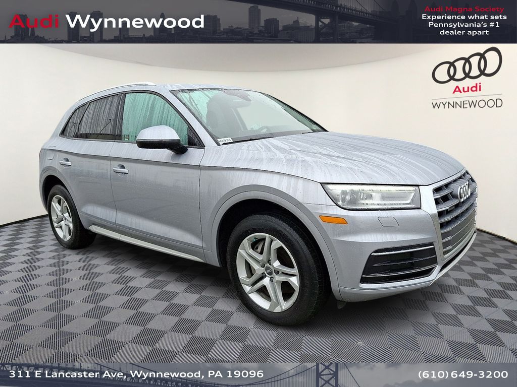 Florett Silver Metallic 2018 Audi Q5 2.0 TFSI quattro Premium SUV / Crossover All-Wheel Drive 7-Speed Automatic
