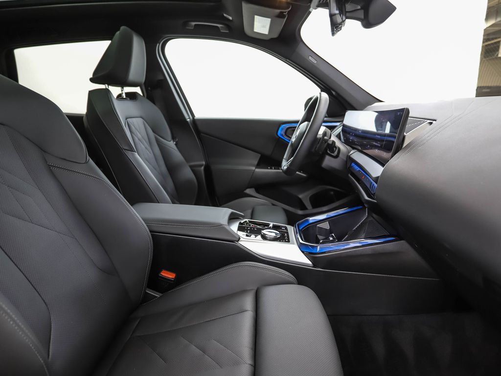 Thumbnail: 2025 BMW X3 - 29