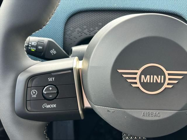 Thumbnail: 2026 MINI Cooper Countryman - 17