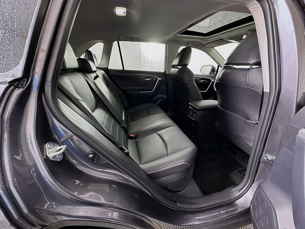 Thumbnail: 2024 Toyota RAV4 - 28