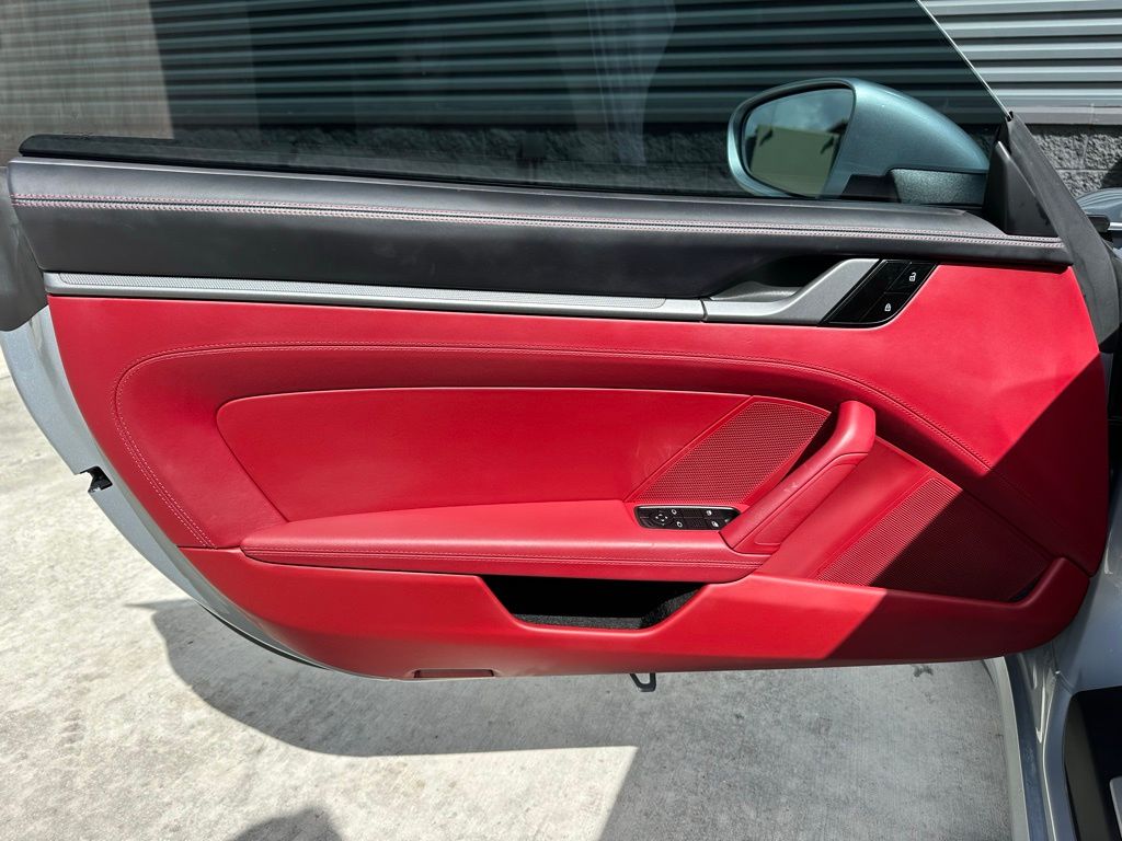 Thumbnail: 2021 Porsche 911 - 18