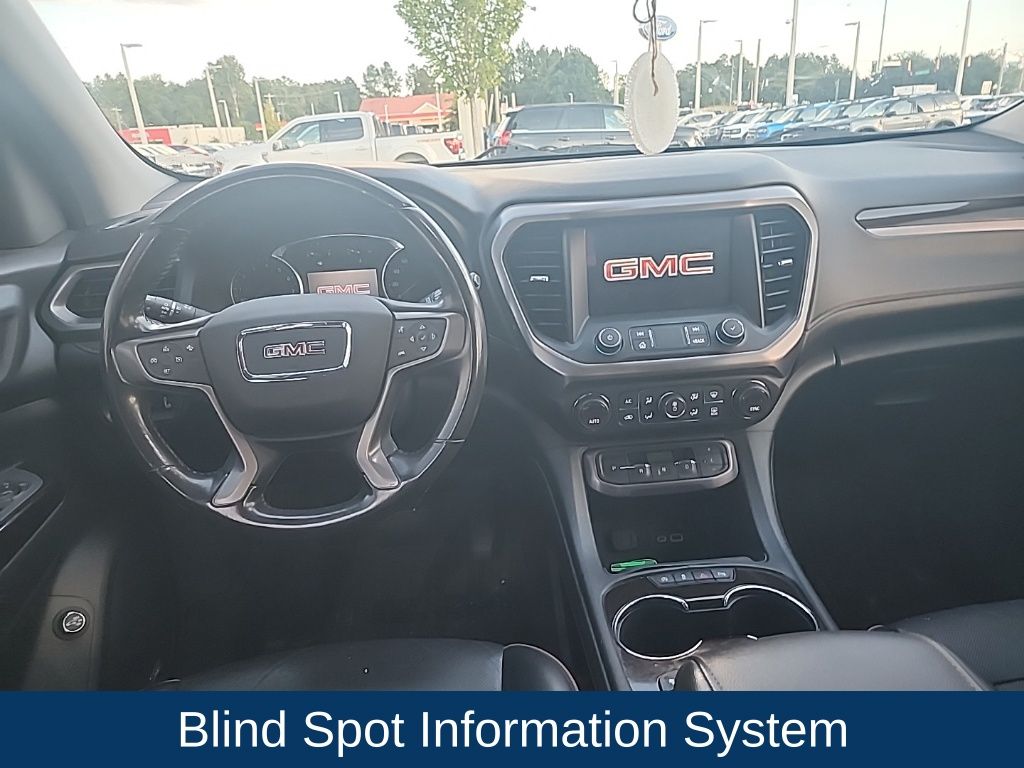 2021 GMC Acadia AT4