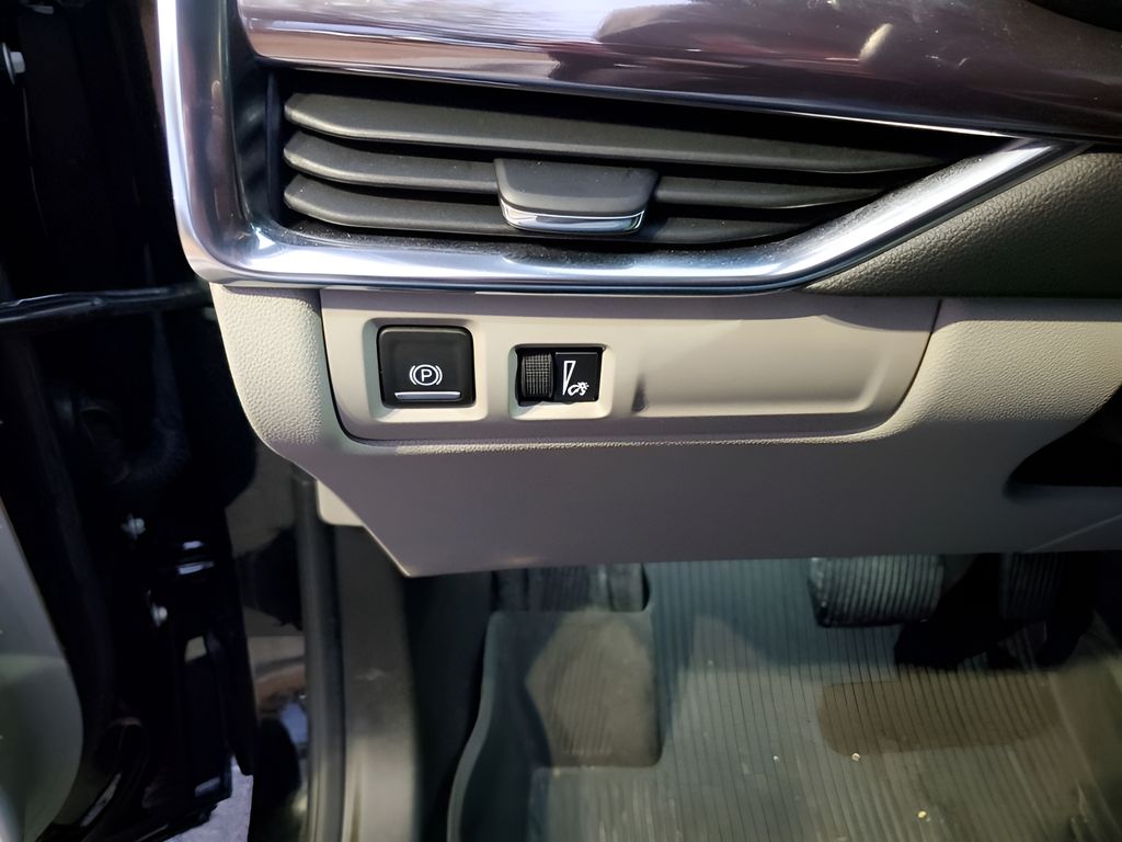 Used Car 2021 Cadillac Xt4  Luxury For Sale Under $25,000 In Austin, Texas