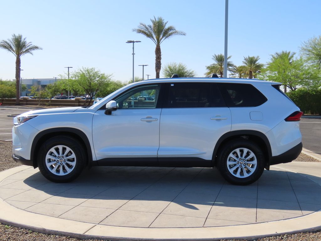 2024 Toyota Grand Highlander XLE 8
