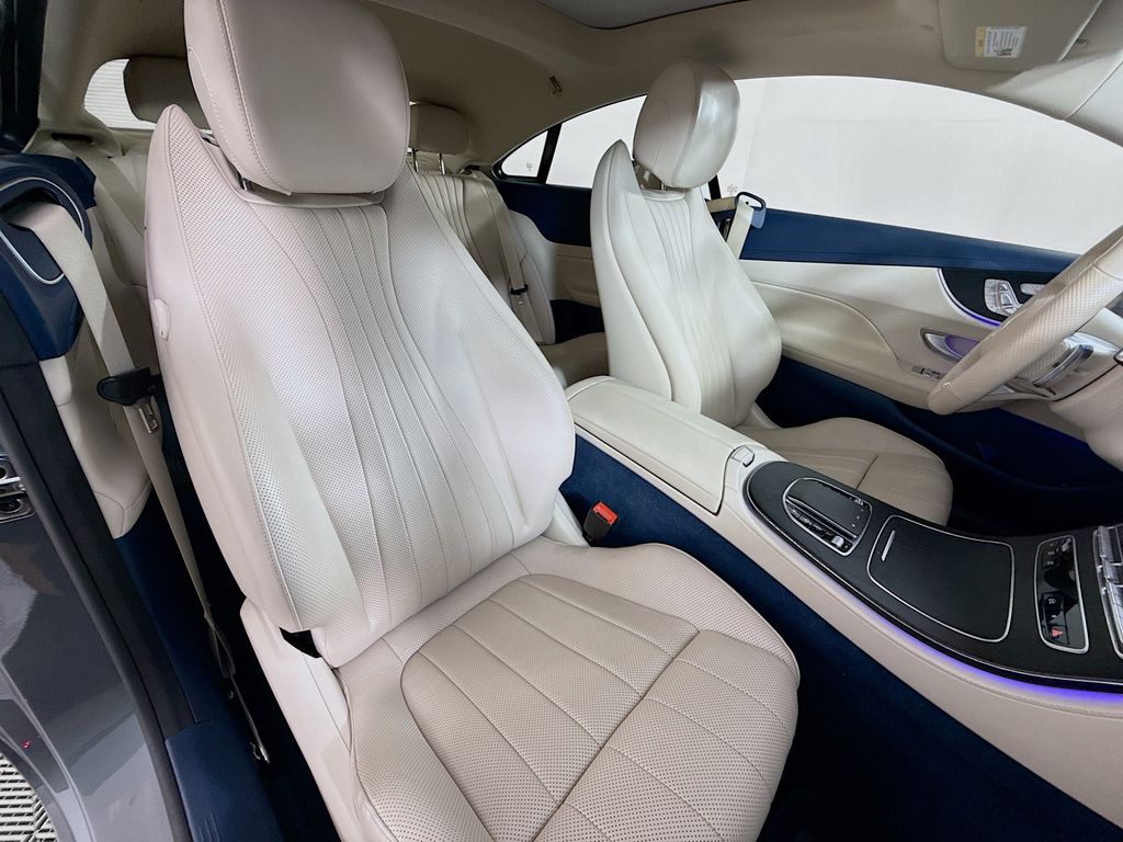 Thumbnail: 2022 Mercedes-Benz E-Class - 26